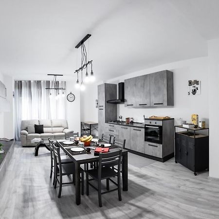B&B Dal Moro Sondrio Buitenkant foto