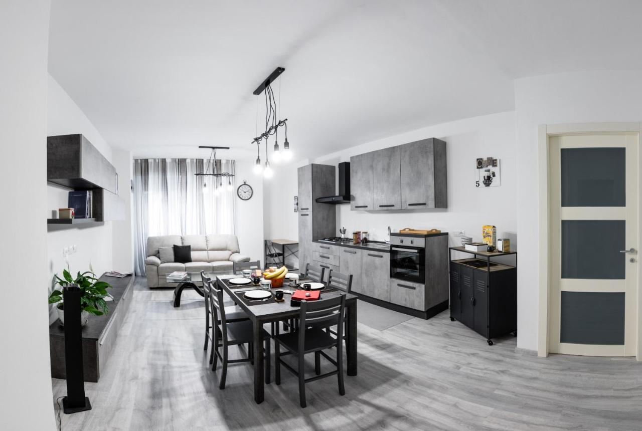 B&B Dal Moro Sondrio Buitenkant foto